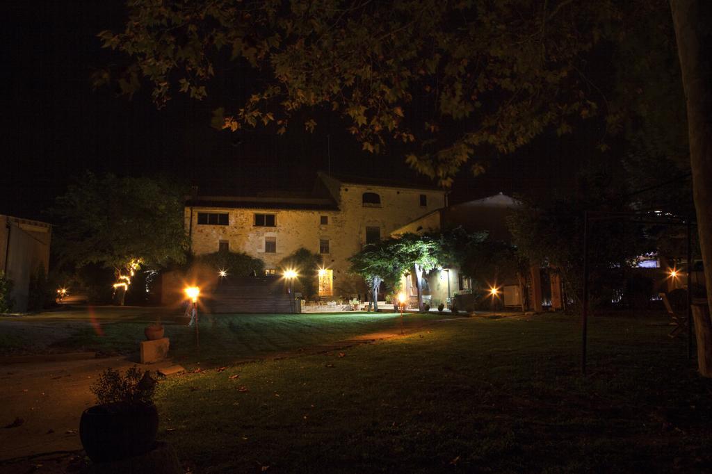 Mil Estrelles Villa Cornellá de Terri Buitenkant foto